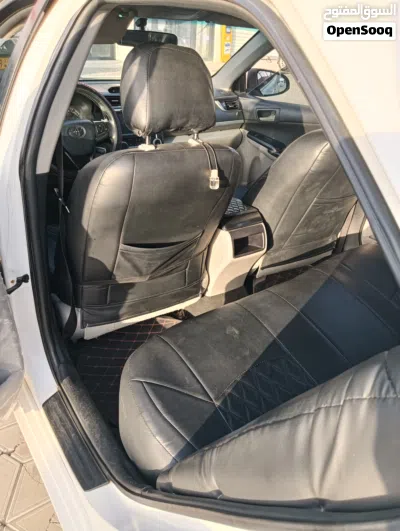 Toyota Camry E 4
