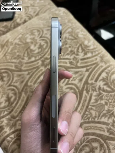 iPhone 15 pro max 100% battery health 4