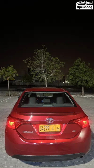 Toyota Corolla SE 3