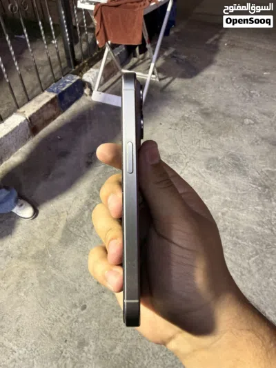 iPhone 15 pro 3