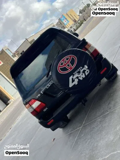 Toyota Land Cruiser EXR 4