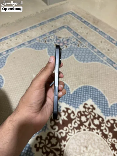 iPhone 16 Pro 128GB Black – Excellent Condition 4