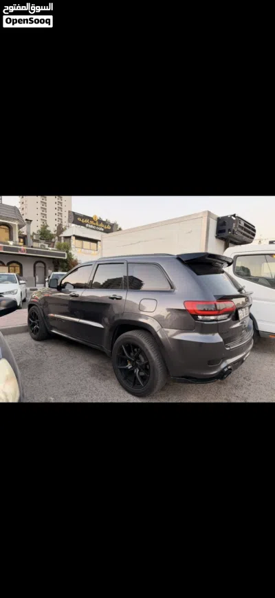 جيب جراند شيروكى Limited 3