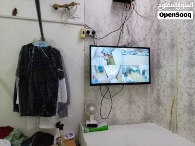 محل كي ملابس للبيع في الخوض السادسة 4