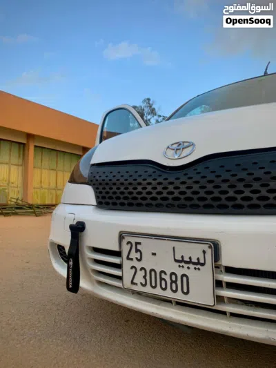 تويوتا يارس Y 2