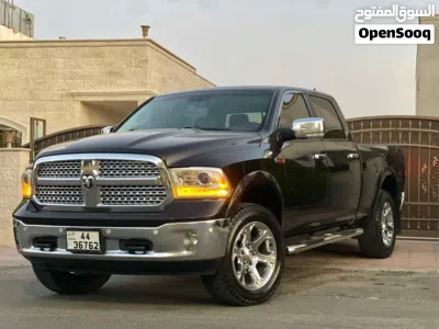 Dodge Ram Laramie 4