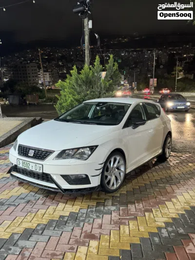 سيات ليون Standard 3