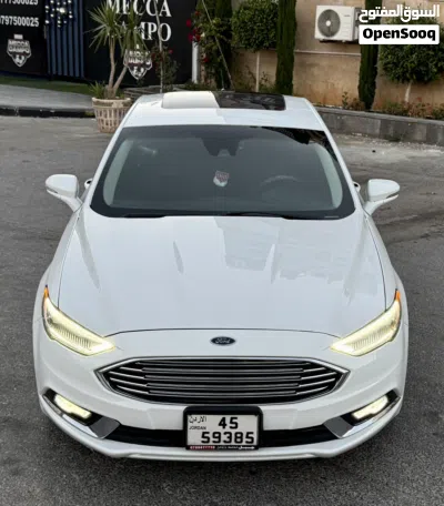 Ford Fusion Titanium 2