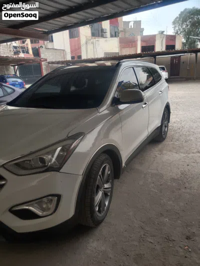 Hyundai Santa Fe Standard 3