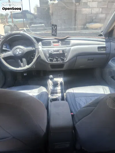 ميتسوبيشي لانسر GL 4