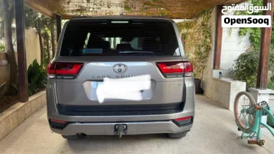 Toyota Land Cruiser GXR 4