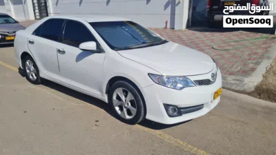 Toyota Camry GL 2
