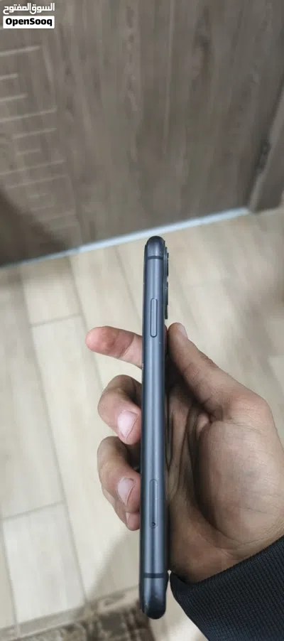 للبيع iPhone 11 - 128GB 3