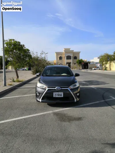 Toyota Yaris SE 3