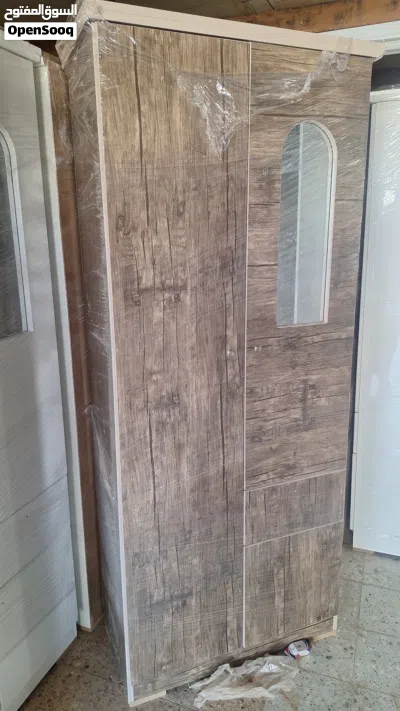 Beautiful 2doorWardoor ,-like new 3