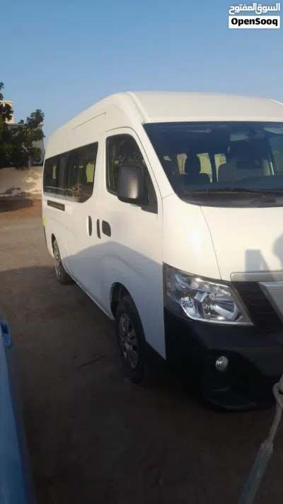 Nissan Urvan 4