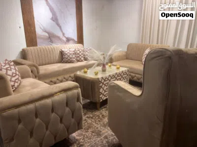طقم كنب 9 مقاعد مع طاولة هدية 4