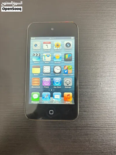 iPod Touch 4th Gen 8GB - Classic Chrome Back 3