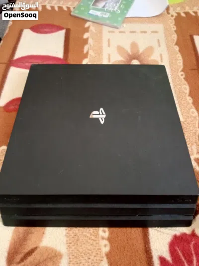 للبيع جهاز PlayStation 4 Pro - بلاستيشن 4 برو، الجهاز غني عن التعريف بأدائه القوي ودعمه لدقة 4K. 3