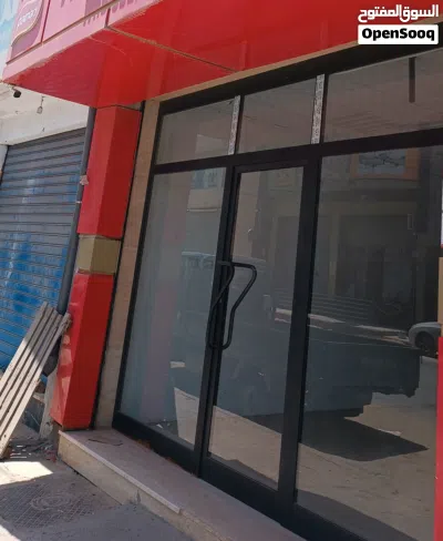 لدينا محل الايجار مساحته مية ميتر ع طريق الرئيسي مباشرة مكان الحشان ومابين كوبري زناته موقع ممتاز 2