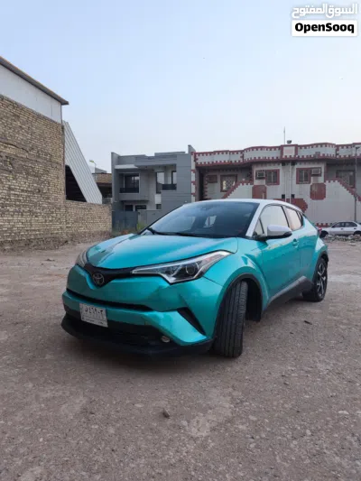 تۆیۆتا C-HR LE 4