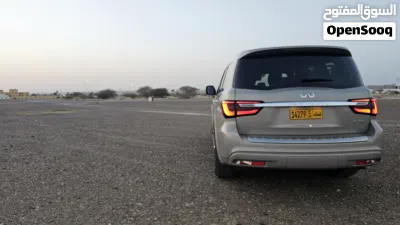 Infiniti QX80 Luxe 2