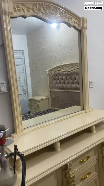 غرفه اخشاب عراقيه نضيفه استعمال قليل 3