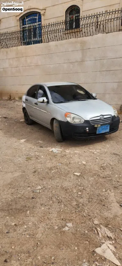 Hyundai Accent Standard 2
