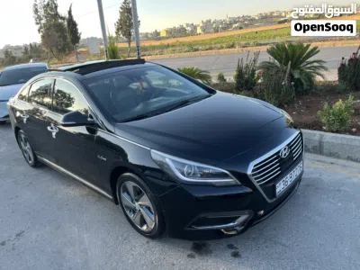 Hyundai Sonata Limited 3