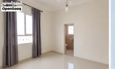 شقه للبيع في العامرات 4