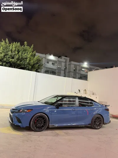 Toyota Camry LE 4