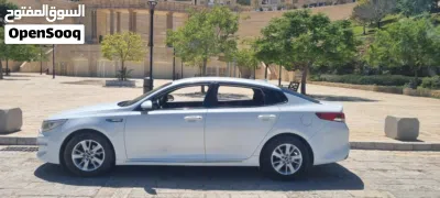 Kia K5 EX 2