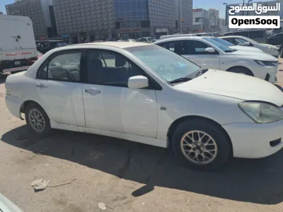 Mitsubishi Lancer ES 3