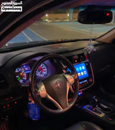نيسان التيما SR 4