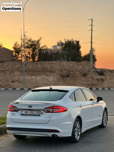 فورد فيوجن SE 2