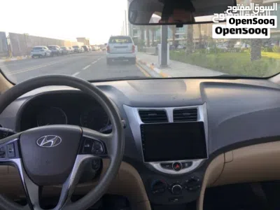 Hyundai Accent Limited 4