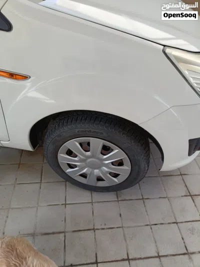 Ford Figo Standard 3
