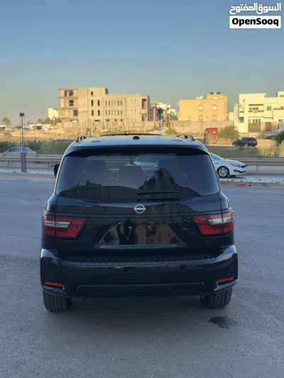Nissan Armada SL 4