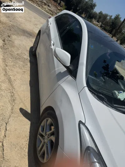 هيونداي i30 GL 2