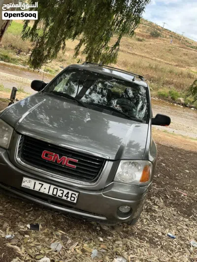 GMC Envoy XL 3