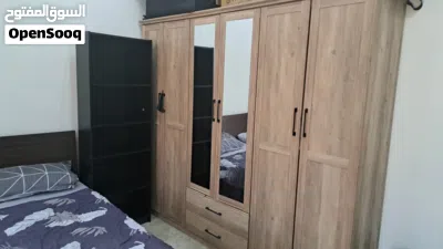 Bedroom Set with 3 way Wardrobe & 2 Storage Shelves – Excellent Condition 3