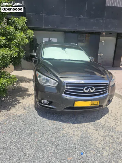 Infiniti JX35 2