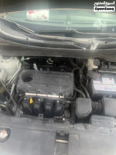 Hyundai Tucson GL 2