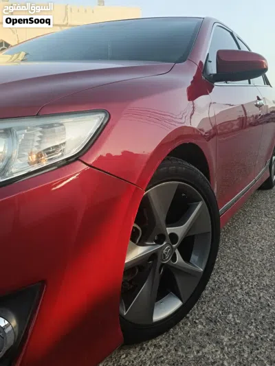 Toyota Camry SE 4