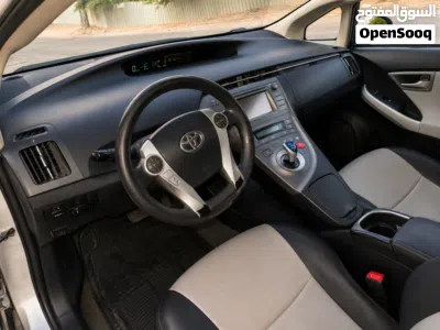 تويوتا بريوس Prius 4
