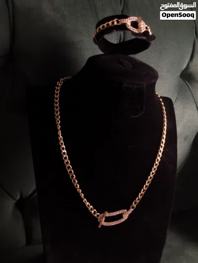 اكسسوار مطلي بالذهب عيار 18 4