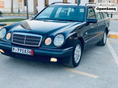 Mercedes Benz E-Class E 200 2