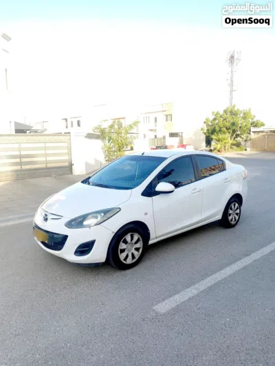 Mazda 2 Standard 2