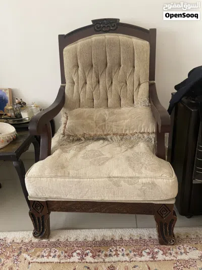 طقم كنب مستعمل خشب زان للبيع 4