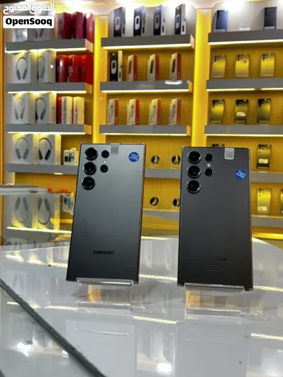 SAMSUNG S24 UlTRA 3